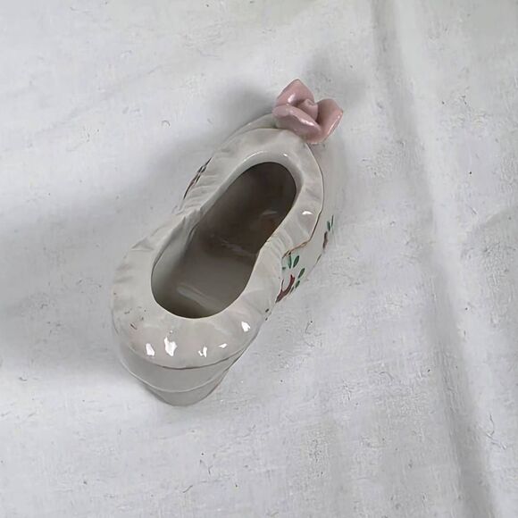 Vintage Porcelain Shoe Figurine w/ Pink Rose & Floral Design - Picture 6 of 6